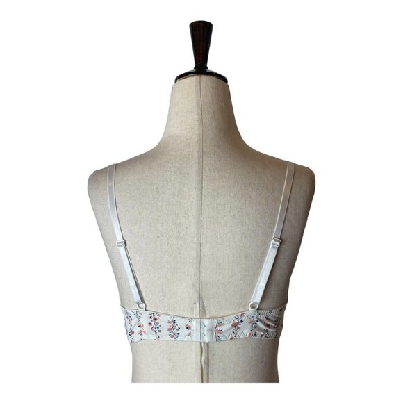 Laura Ashley White Scalloped Lace And Floral Print Underwire Contour Cup Bra 36C - Picture 2 of 9